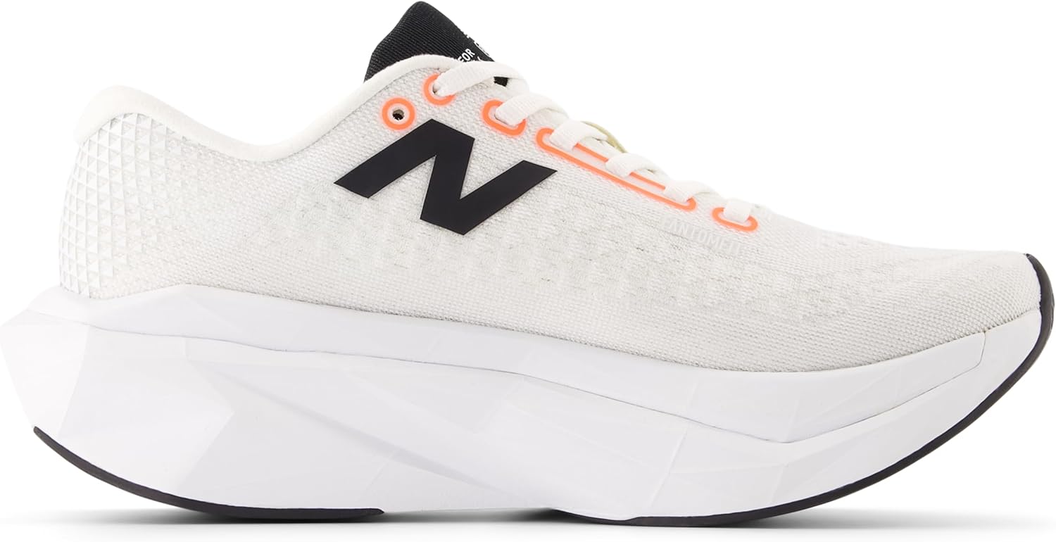 New Balance Women's FuelCell Supercomp Trainer V3 9 Sea Salt/Urgent Red/Black